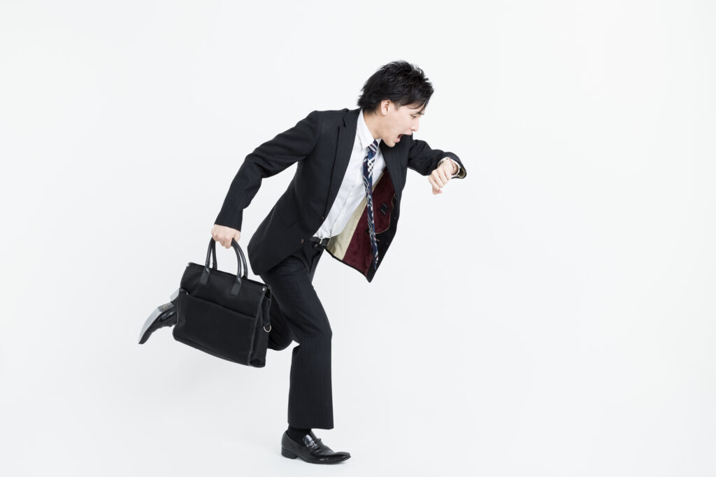 葬儀（告別式）で遅刻した場合の対処方法とお詫びの仕方について解説